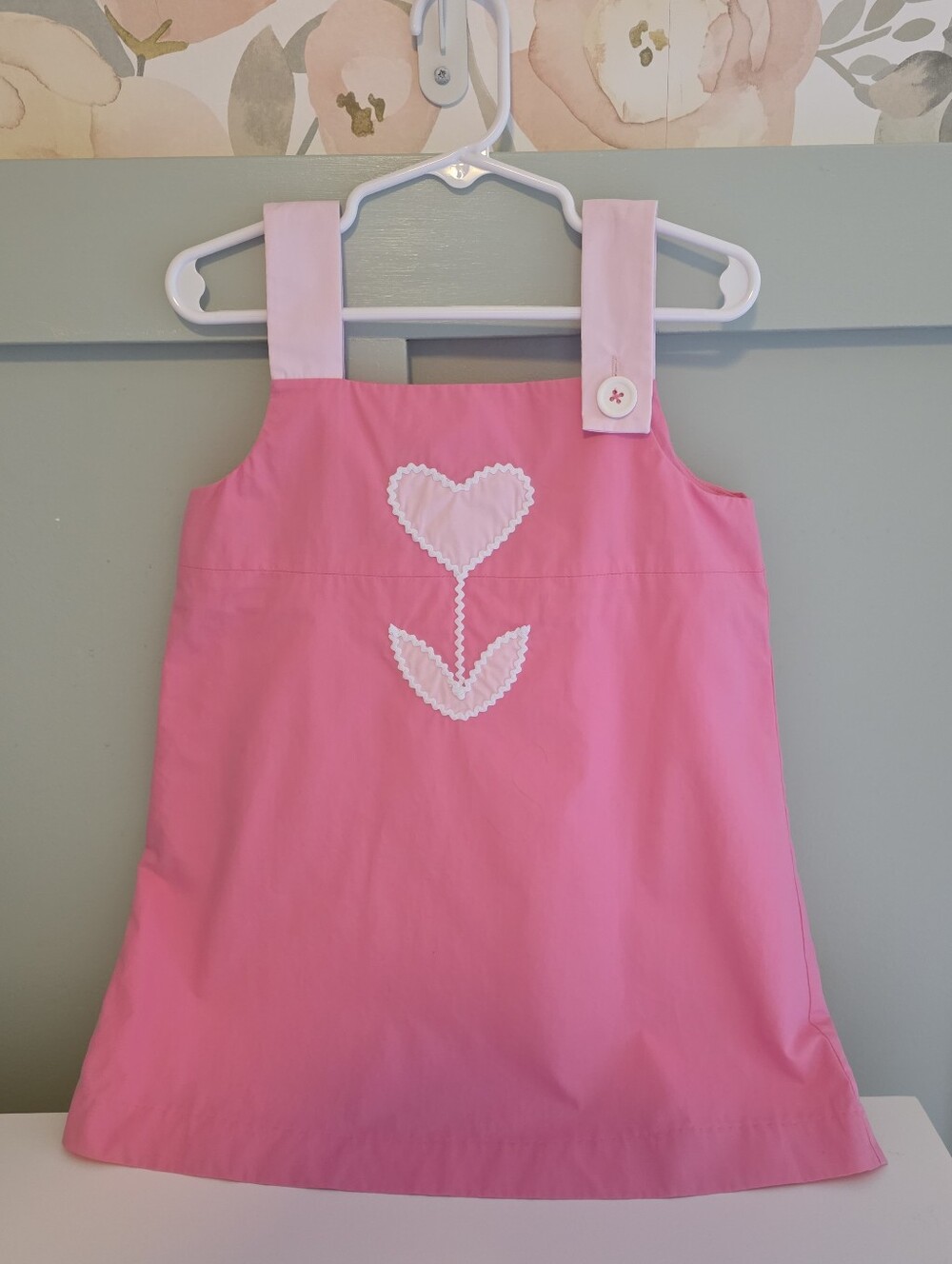 The Beaufort Bonnet 4t Pink Heart Appliqué Pinafore Dress
